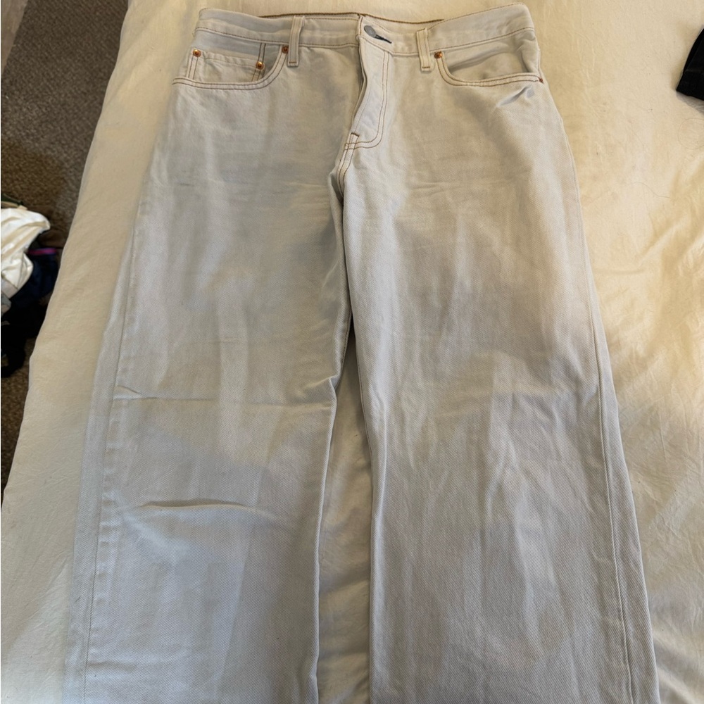 Levi’s size 30 light wash wide leg jeans